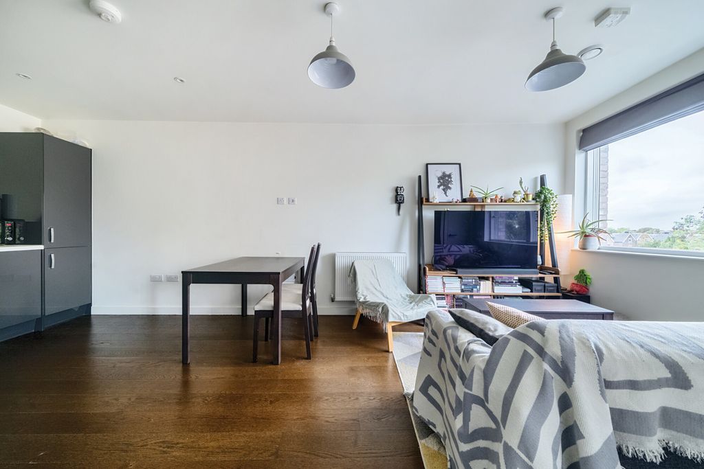Property photo 3 of 19 1342340-14-68A5A2...