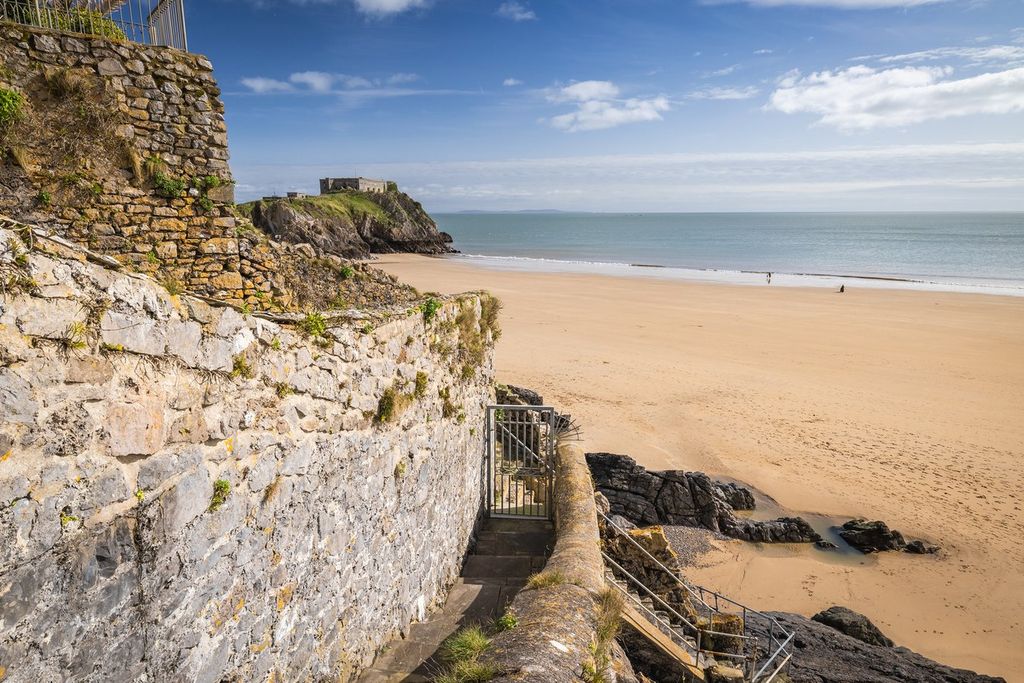 Additional image 26 of 7 bed semi-detached house for saleSt Julian Street, Tenby SA70