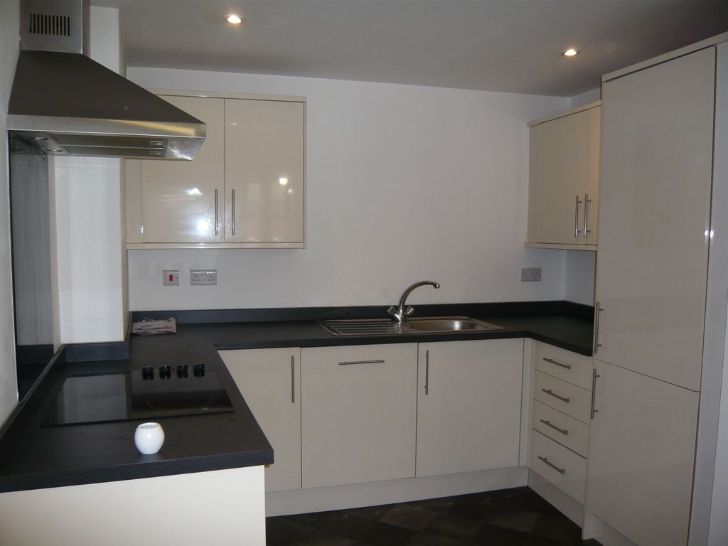 Property photo 1 of 4