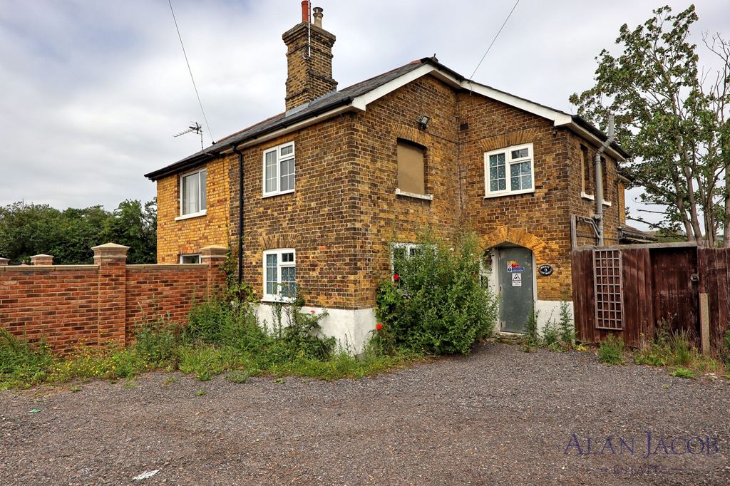 Property photo 3 of 34