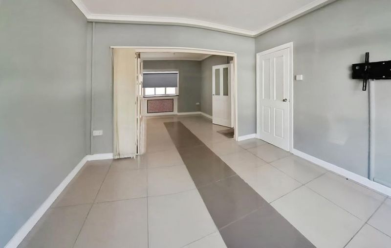 Property photo 3 of 13 Photo 3