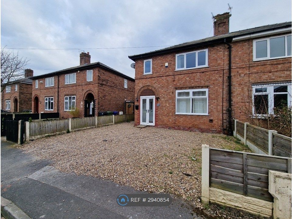 Property photo 2 of 24