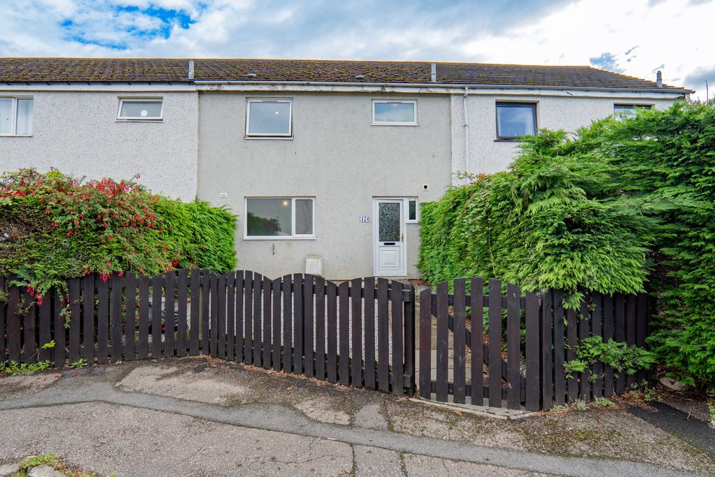 Property photo 1 of 22