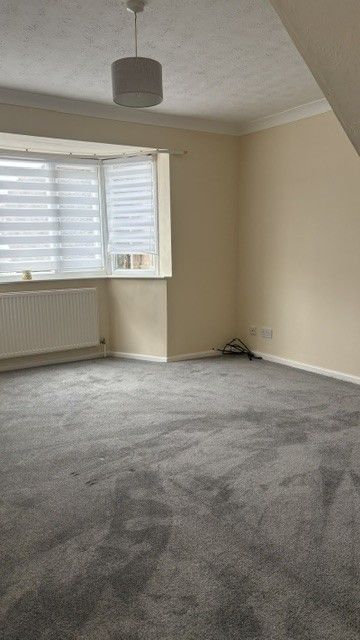 Property photo 2 of 12 Photo 1