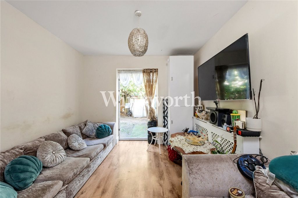 Property photo 2 of 12 Picture No. 08