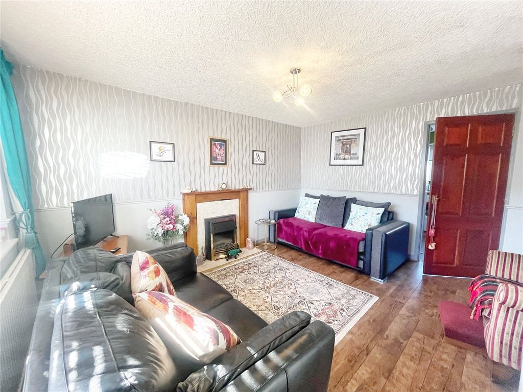 Property photo 3 of 16 Picture No. 08