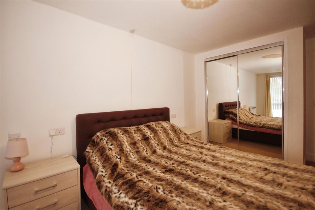Additional image 8 of 1 bed flat for saleWilton Court, Southbank Road, Kenilworth CV8