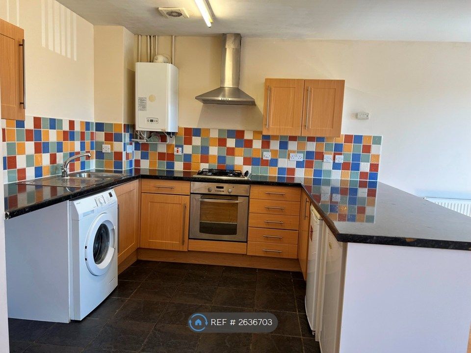 Property photo 2 of 13