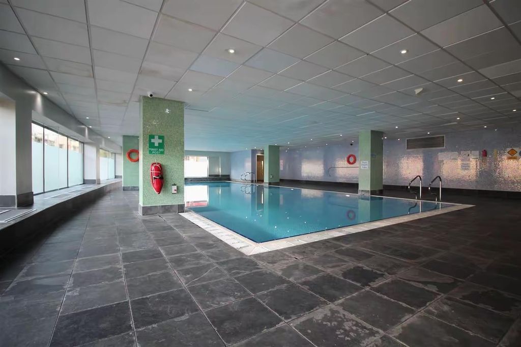 Property photo 3 of 11 Swimming Pool