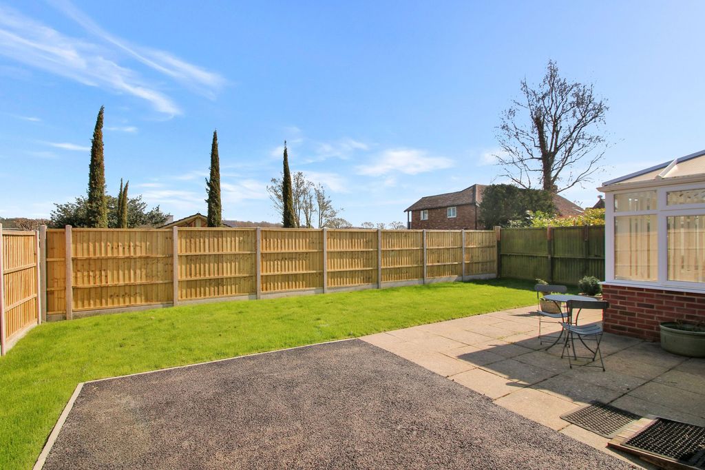 Property photo 2 of 16