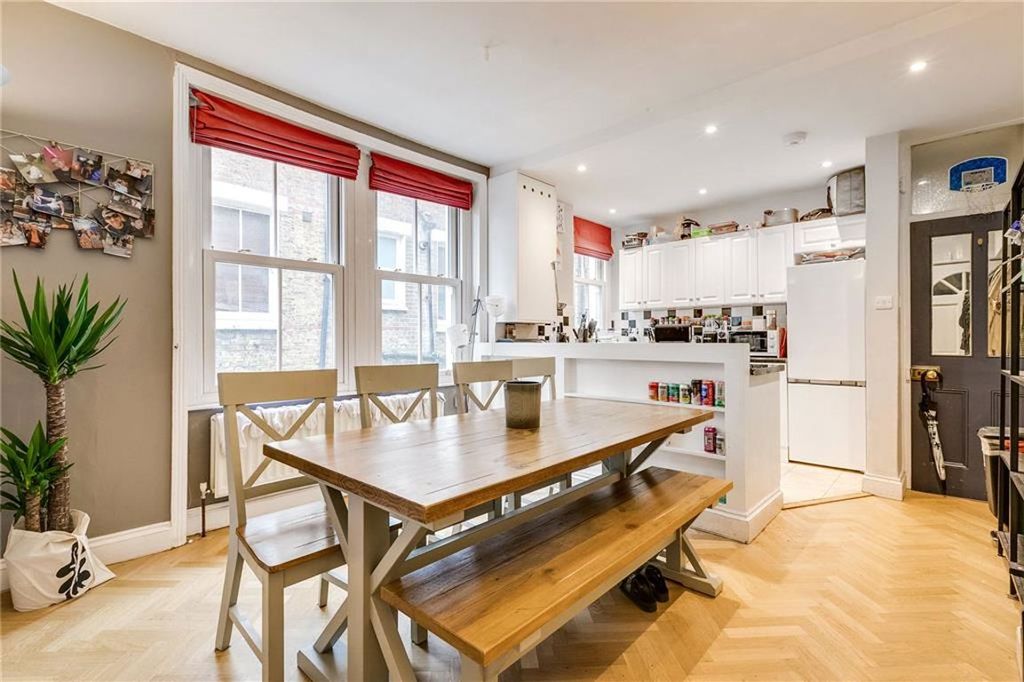 Property photo 3 of 7
