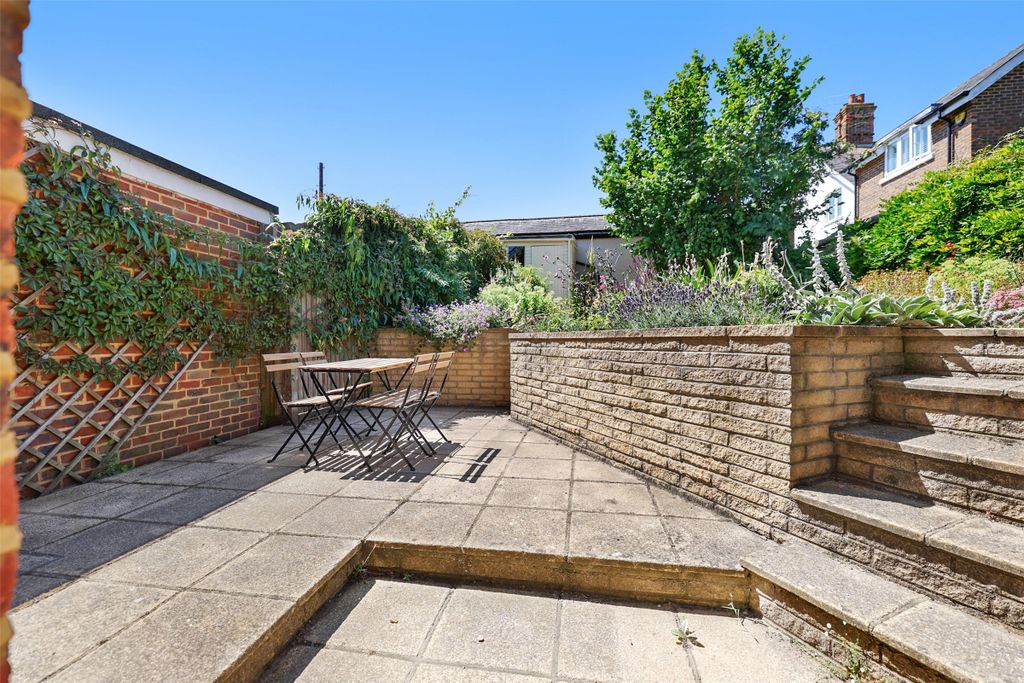 Property photo 3 of 17 Picture No. 23