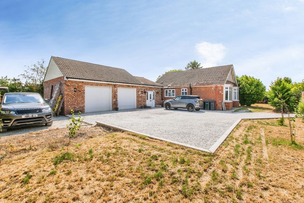 Property photo 1 of 20 Pbox-Img.Jpg