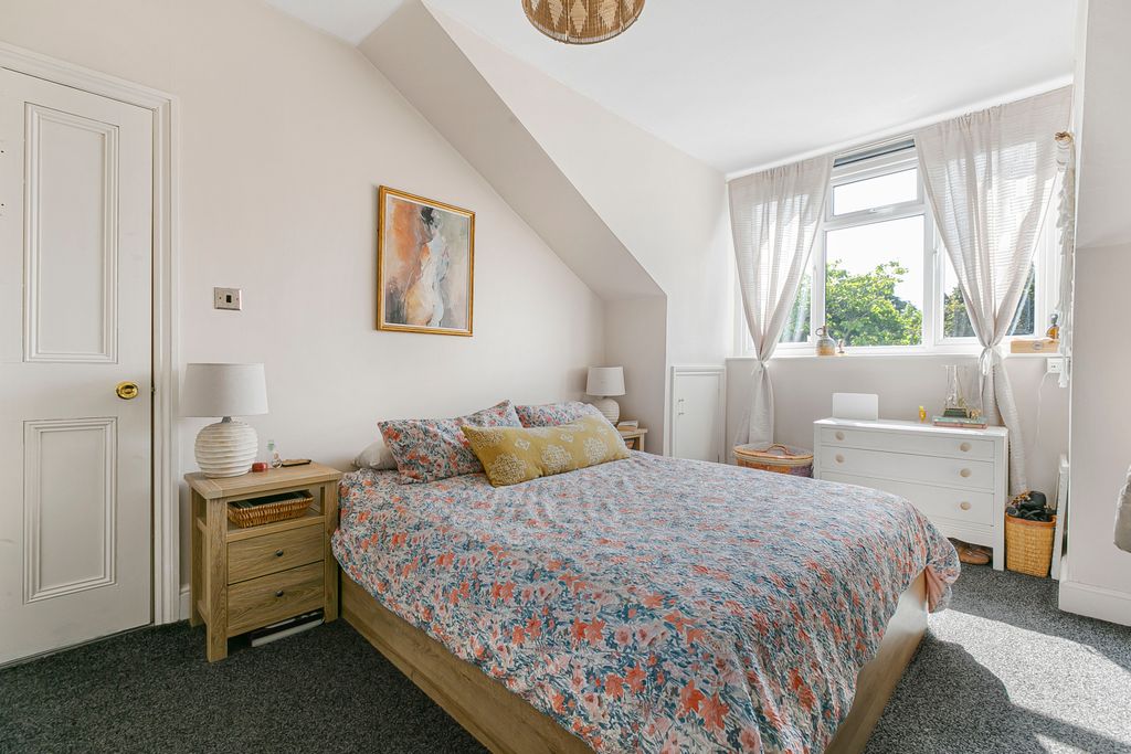 Property photo 2 of 13 16_56065