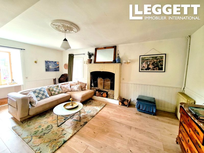 Property photo 3 of 10