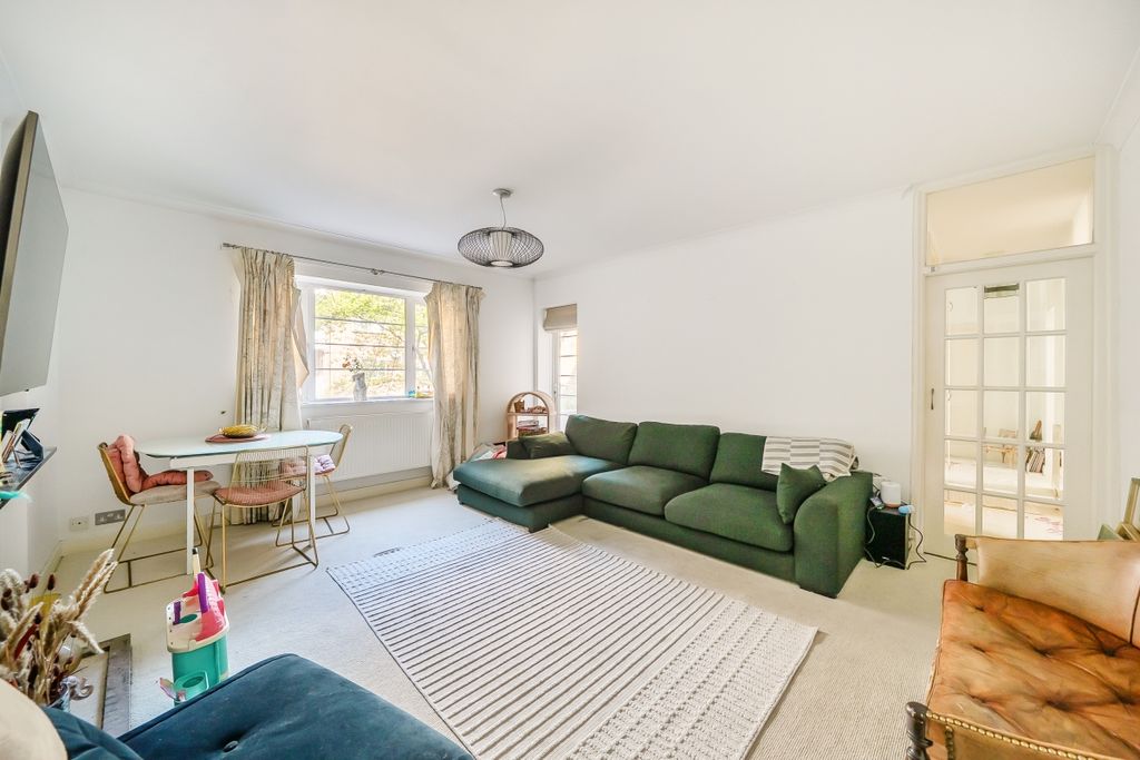 Property photo 3 of 10 1504165 (14)