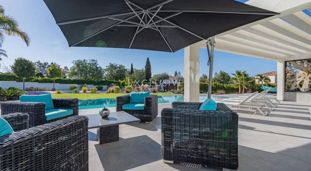 Property photo 1 of 31