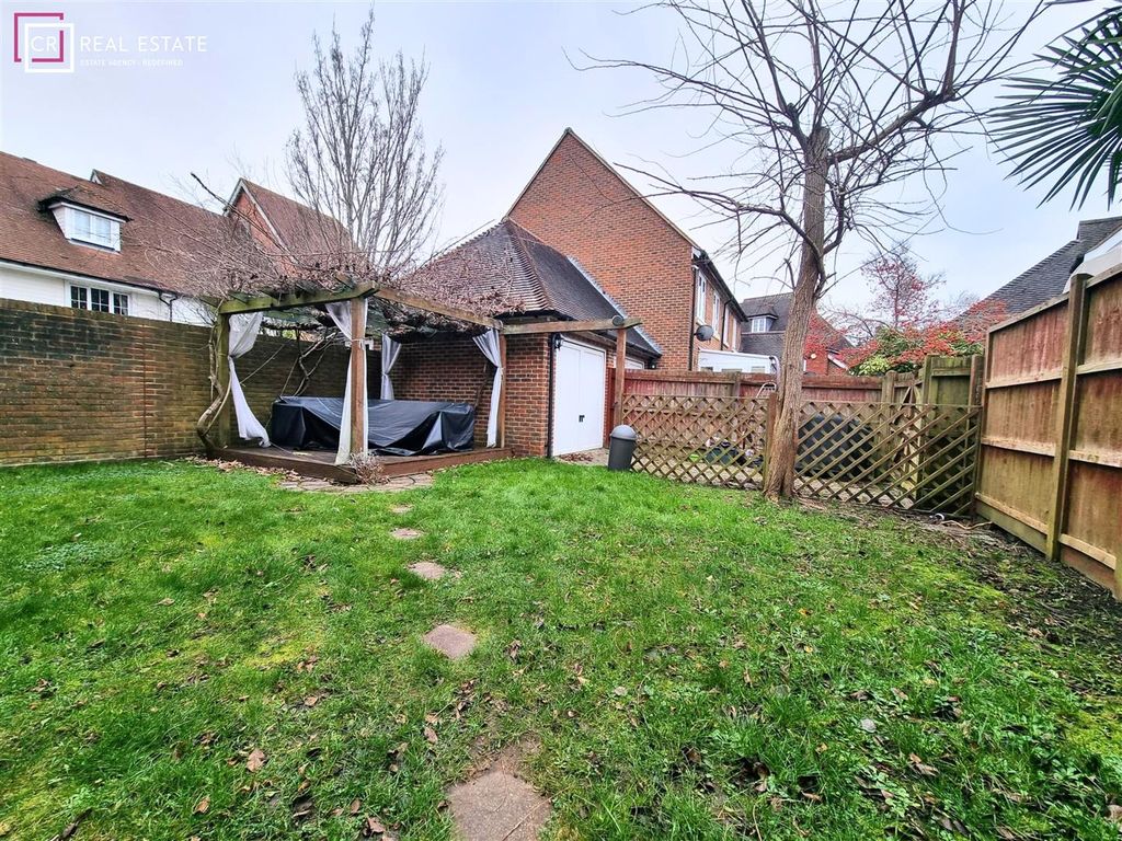 Property photo 2 of 17