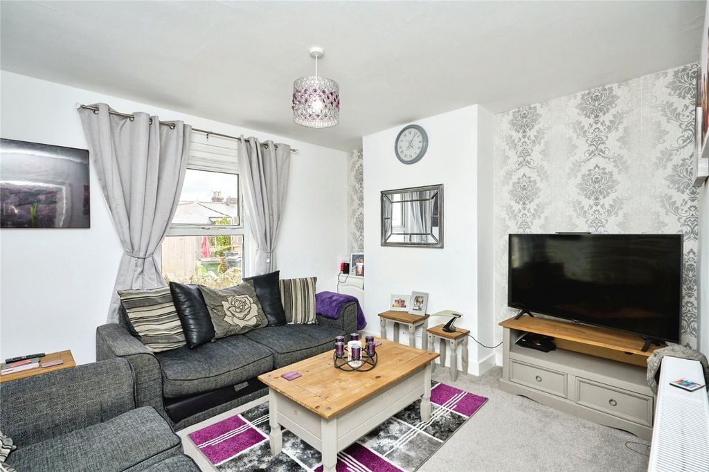 Property photo 2 of 16 Picture No. 06