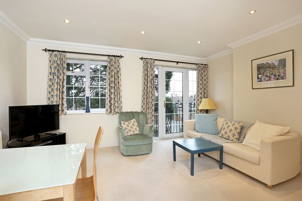 Property photo 1 of 23