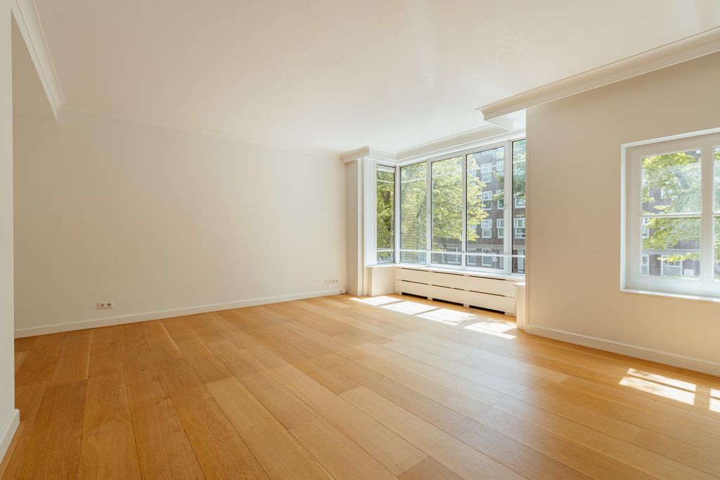 Property photo 3 of 27