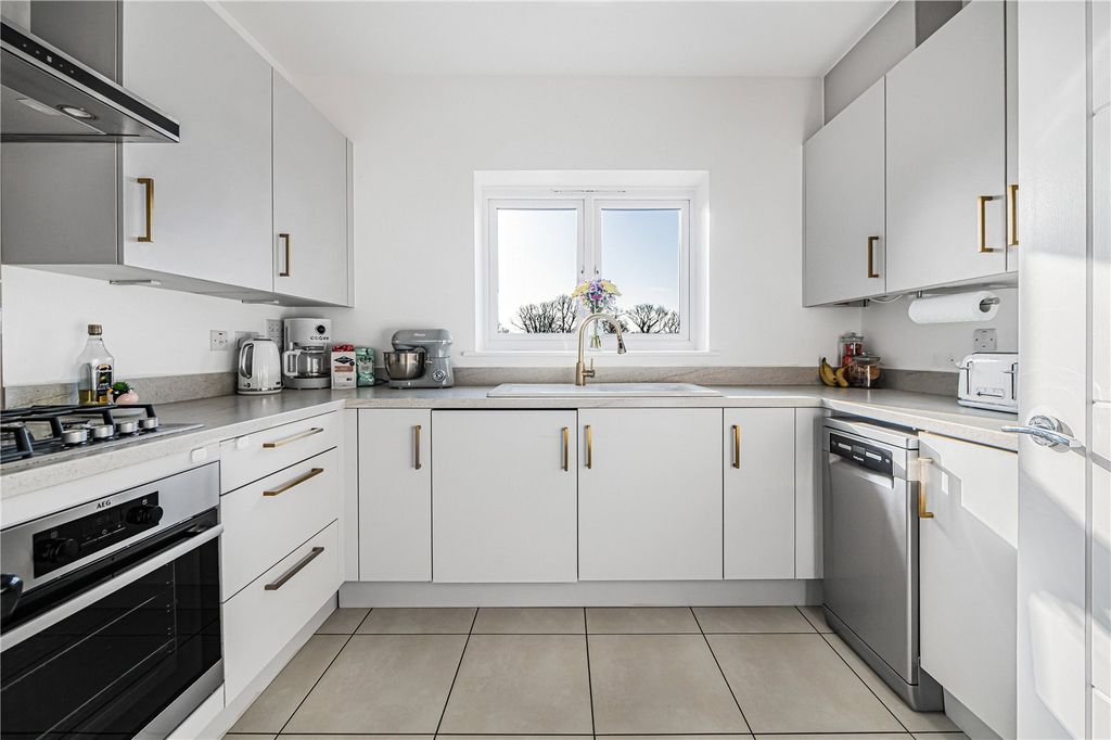 Property photo 3 of 12 Picture No. 05