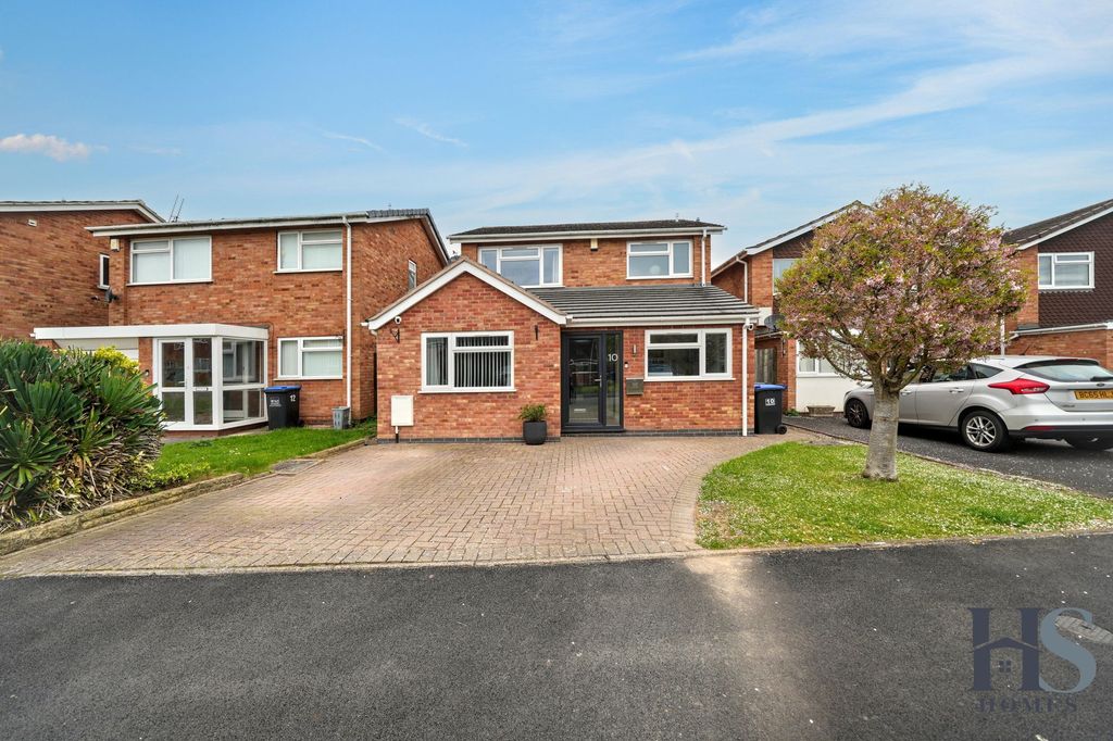 Property photo 1 of 44