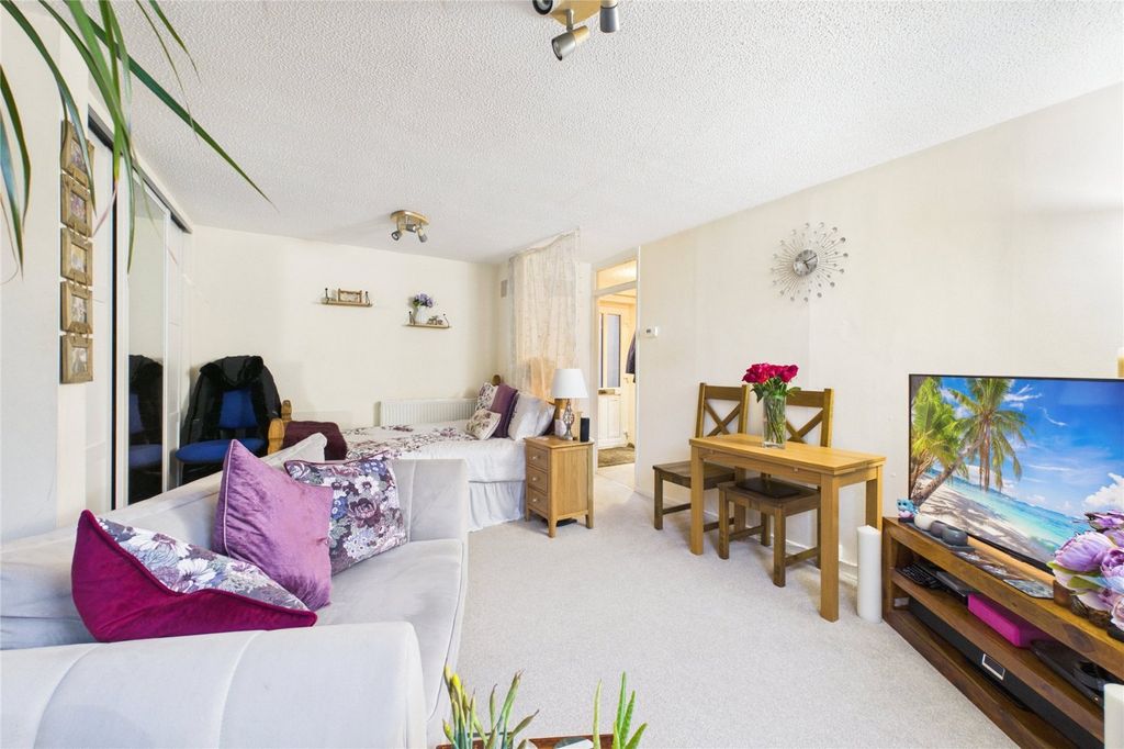 Property photo 1 of 8 Picture No. 03