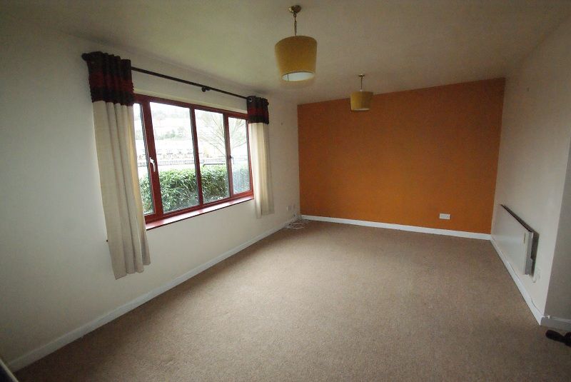 Property photo 3 of 5 16 Westbrook Court -