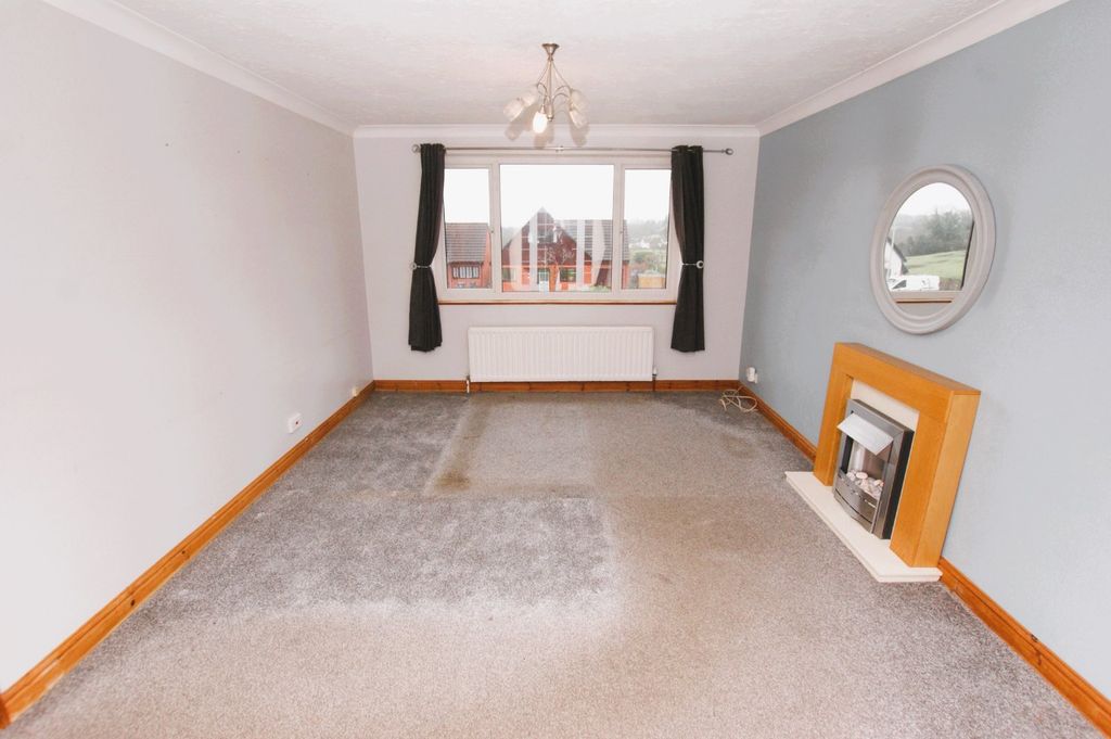 Property photo 2 of 14 Picture No. 03