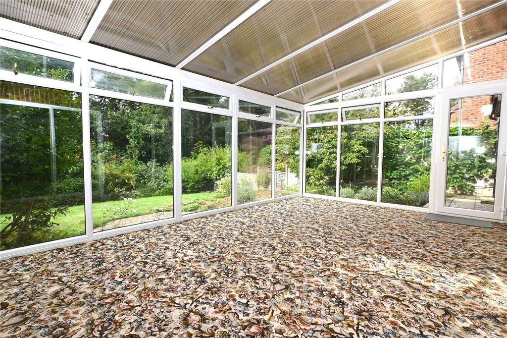 Property photo 3 of 26 Picture No. 15