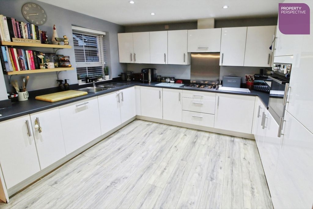 Property photo 3 of 15 Living Dining Kitchen