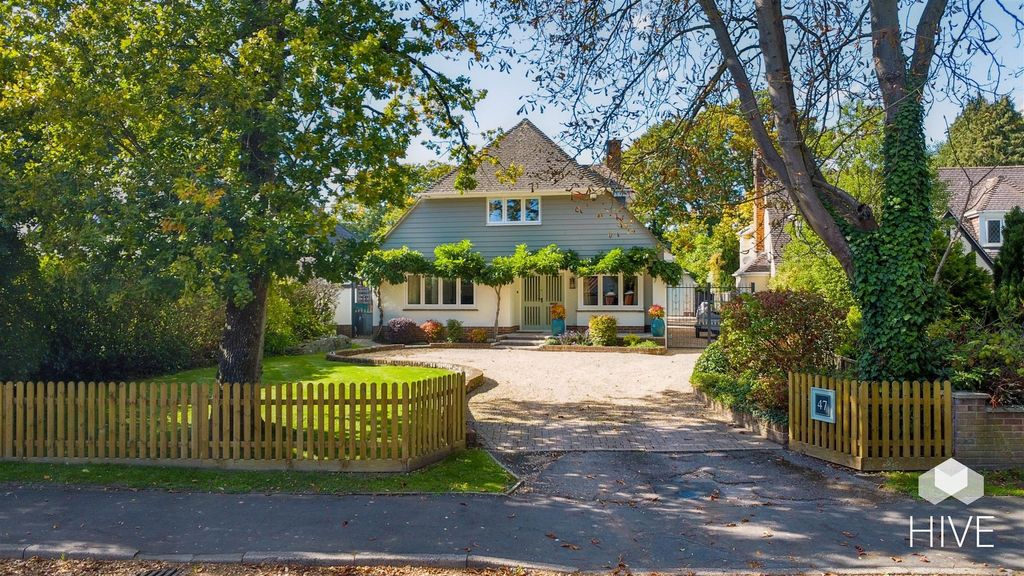 Property photo 1 of 35