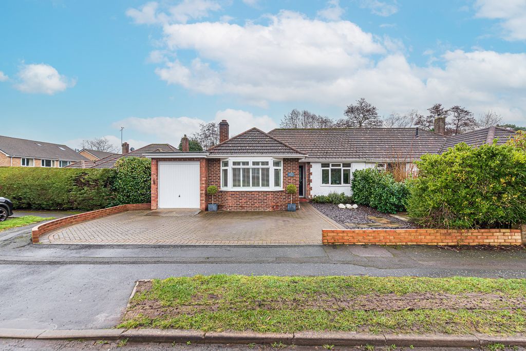 Property photo 1 of 16 Front Aspect