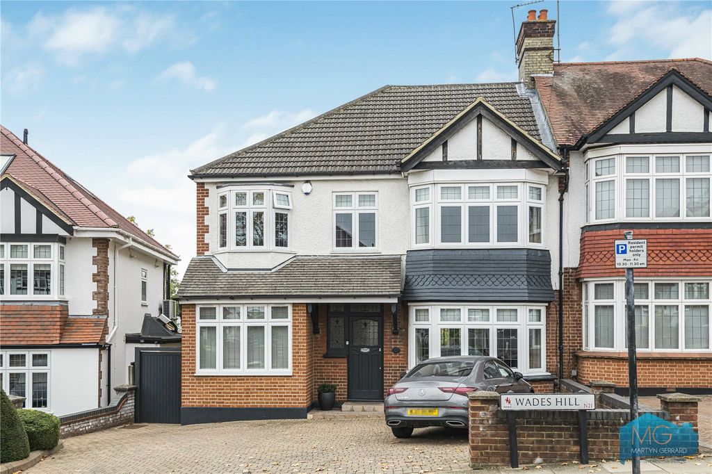 Property photo 1 of 37 Picture No. 05