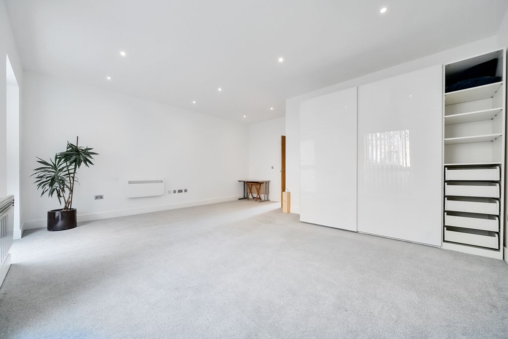 Property photo 2 of 10 1267029 (5)