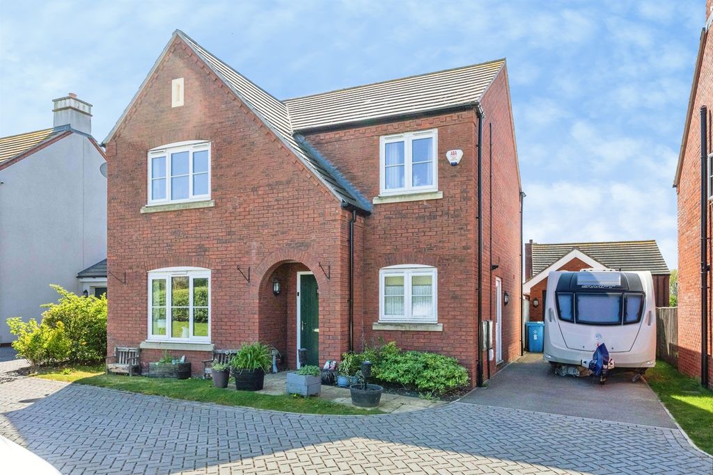 Property photo 1 of 18