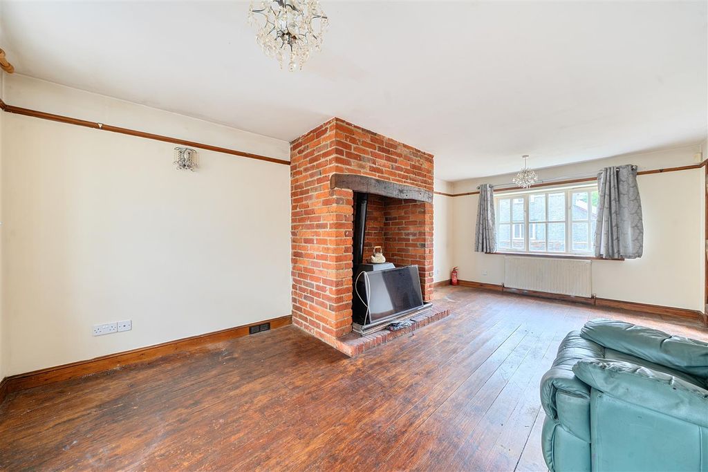 Property photo 2 of 15 Living Room