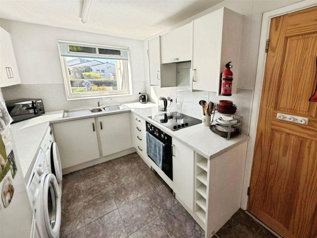 Property photo 3 of 16 Picture No. 06