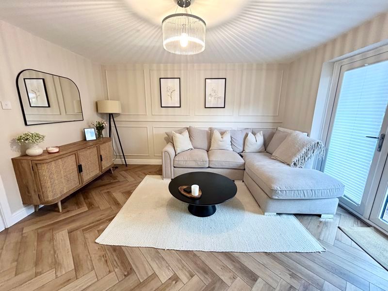 Property photo 3 of 11 Photo 3