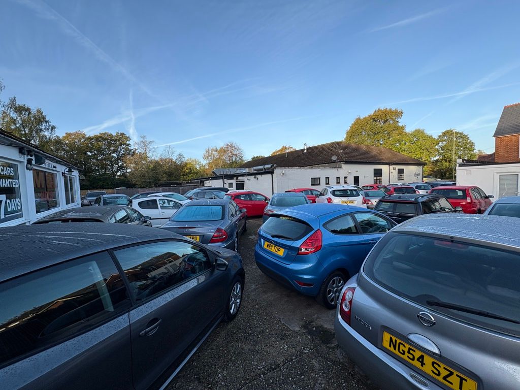 Property photo 3 of 8 Photo 5