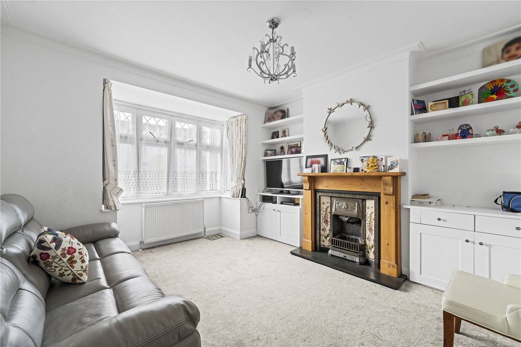 Property photo 3 of 12 Picture No. 21