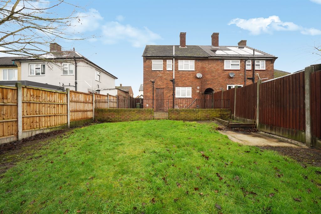 Property photo 2 of 16