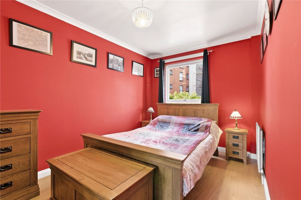 Property photo 3 of 16 Bedroom 1