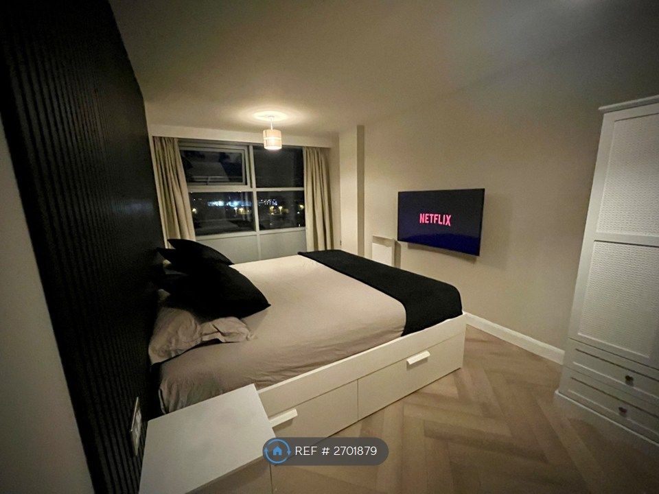 Property photo 3 of 6