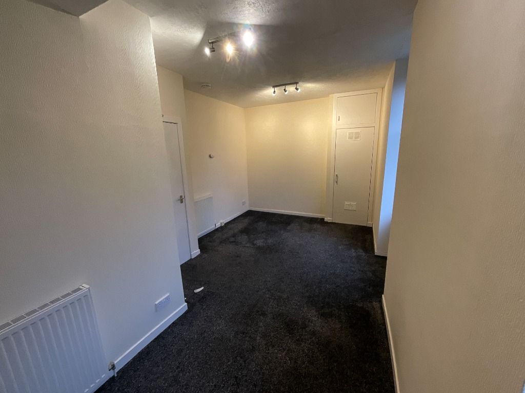 Property photo 2 of 7 Photo 2