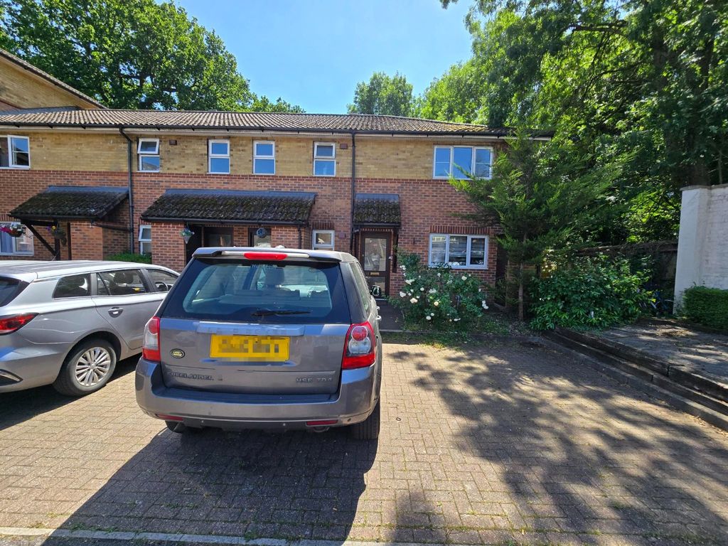 Property photo 1 of 8 5273730