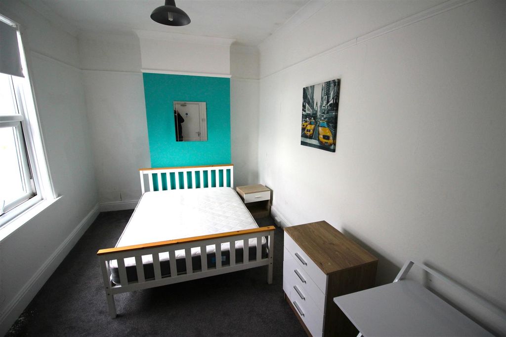 Property photo 1 of 7 Img_2690.Jpg