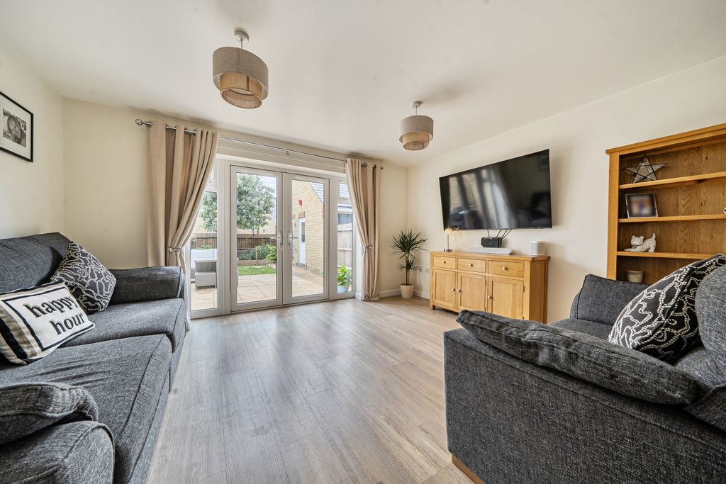 Property photo 3 of 10 1466850-5-6A1d481438A44