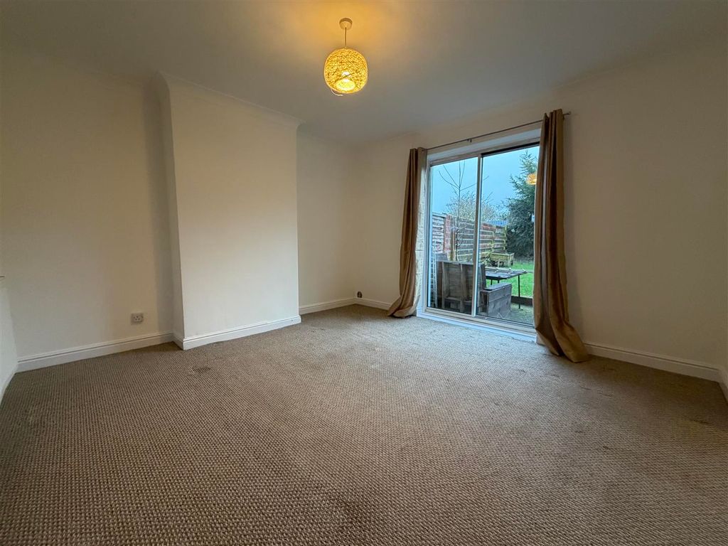 Property photo 2 of 11 Image